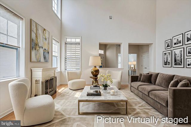 15 POTTER RD, Hillsborough, NJ 08844