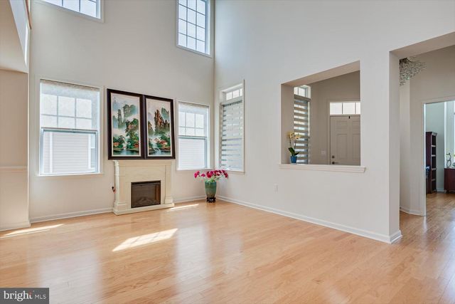 15 POTTER RD, Hillsborough, NJ 08844