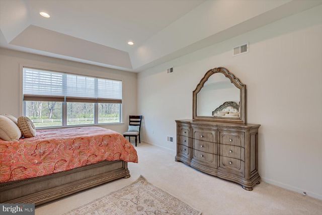 15 POTTER RD, Hillsborough, NJ 08844