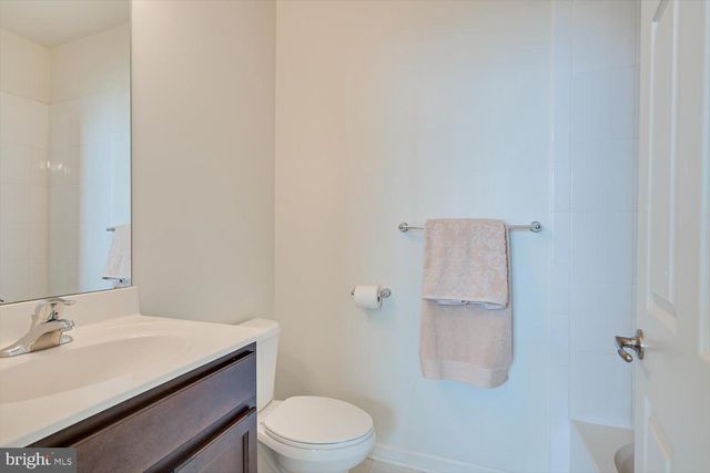 15 POTTER RD, Hillsborough, NJ 08844