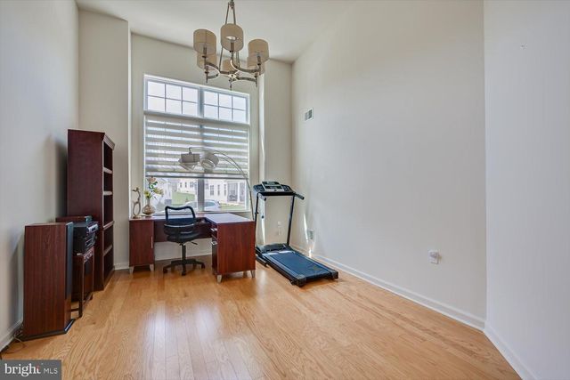 15 POTTER RD, Hillsborough, NJ 08844