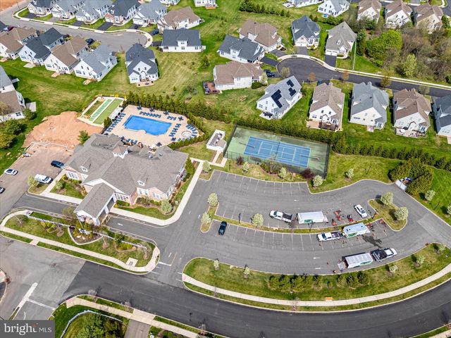 15 POTTER RD, Hillsborough, NJ 08844