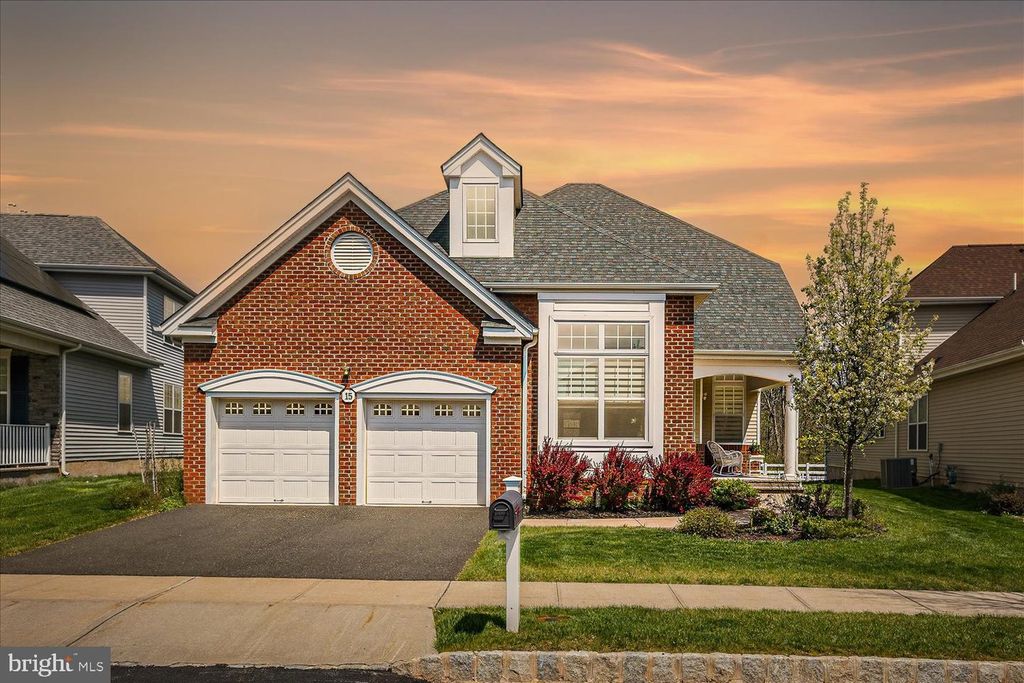 15 POTTER RD, Hillsborough, NJ 08844