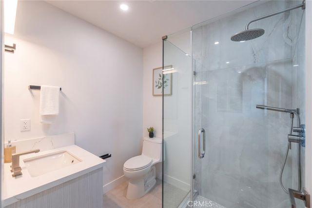422 20th Street, Huntington Beach, CA 92648
