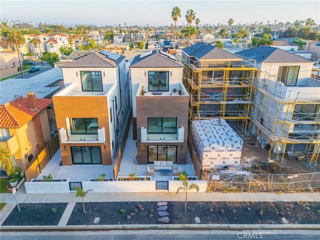 422 20th Street, Huntington Beach, CA 92648