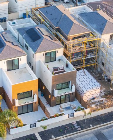 422 20th Street, Huntington Beach, CA 92648