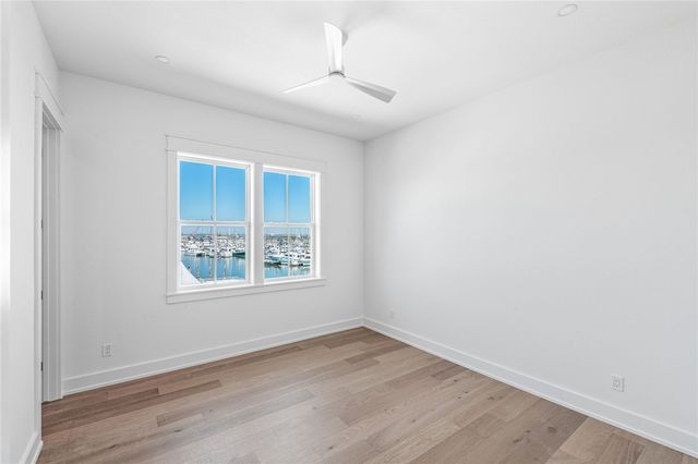 136 W Cotter Ave 22, Port Aransas, TX 78373