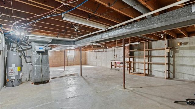 1609 N 64th Drive, Kansas City, KS 66102