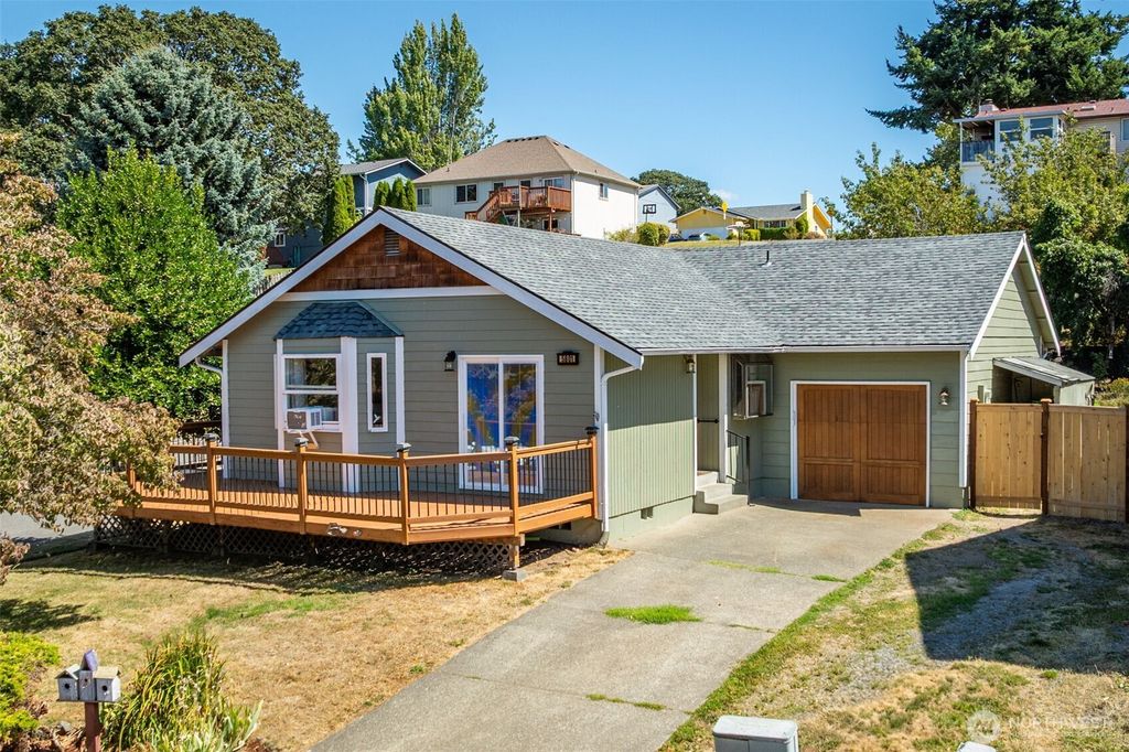 5801 S Cheyenne Street, Tacoma, WA 98409