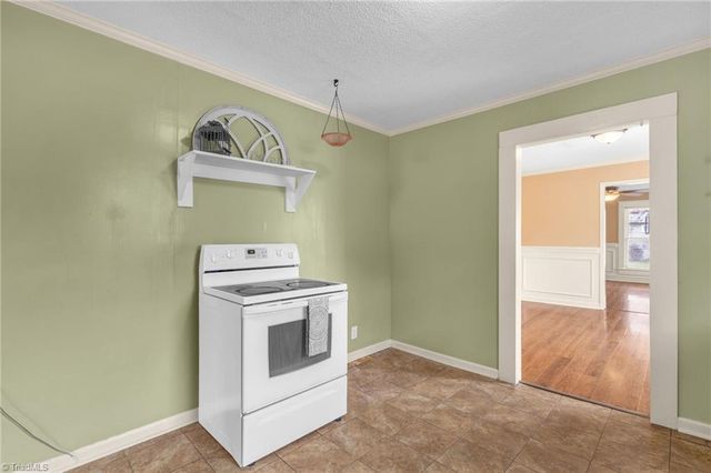 1006 Silver Avenue, Greensboro, NC 27403