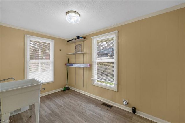 1006 Silver Avenue, Greensboro, NC 27403