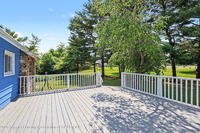 665 N Clinton Trail, Charlotte, MI 48813