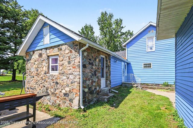 665 N Clinton Trail, Charlotte, MI 48813