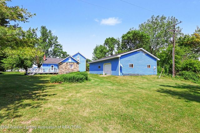 665 N Clinton Trail, Charlotte, MI 48813