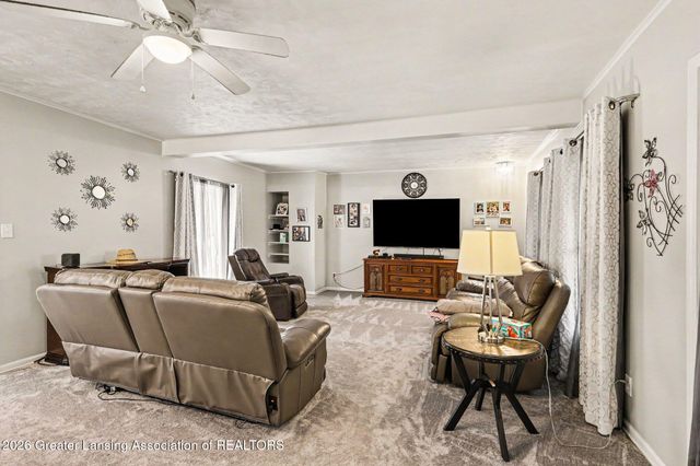 665 N Clinton Trail, Charlotte, MI 48813