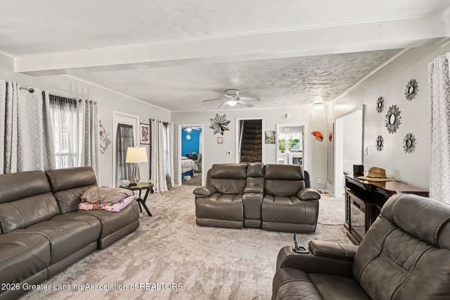 665 N Clinton Trail, Charlotte, MI 48813