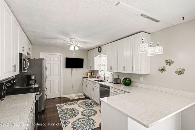 665 N Clinton Trail, Charlotte, MI 48813