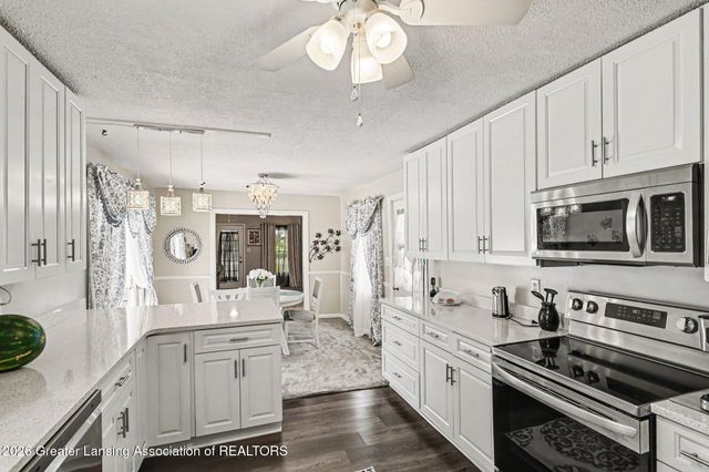 665 N Clinton Trail, Charlotte, MI 48813