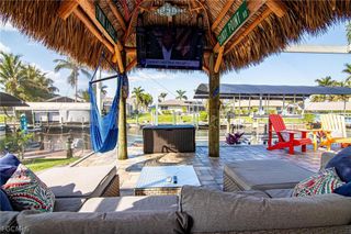 2031 Cornwallis PKWY, Cape Coral, FL 33904