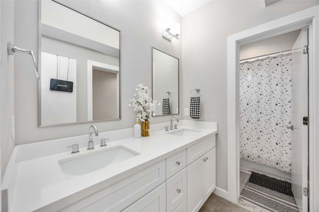 2611 Huntington Creek Lane, Houston, TX 77093