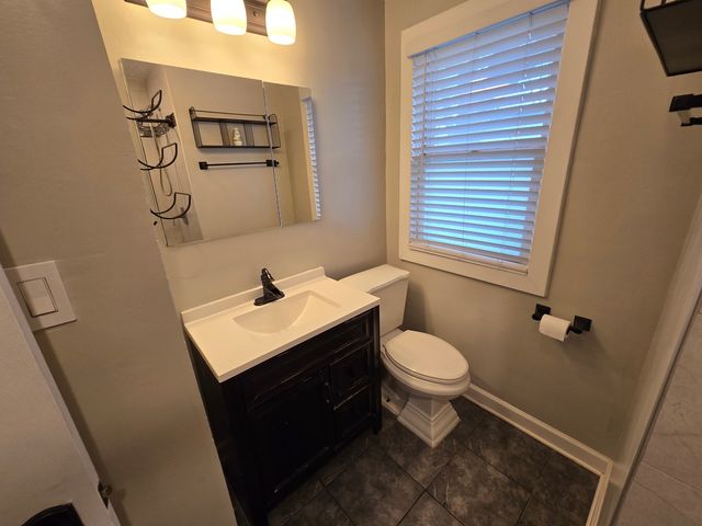 185 S Pick Avenue, Elmhurst, IL 60126