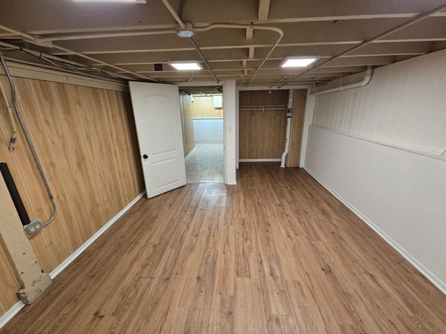 185 S Pick Avenue, Elmhurst, IL 60126