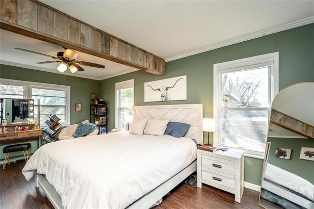 4929 SARATOGA Drive, Mclouth, KS 66054