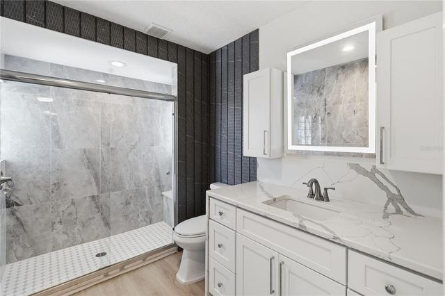 8055 LESIA CIRCLE, Orlando, FL 32835