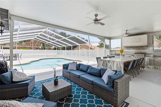8055 LESIA CIRCLE, Orlando, FL 32835