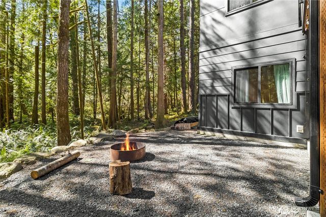 7475 Canyon View Drive, Deming, WA 98244