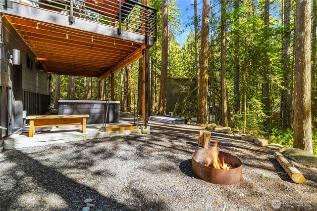 7475 Canyon View Drive, Deming, WA 98244