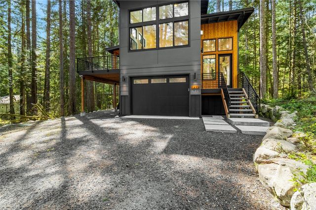 7475 Canyon View Drive, Deming, WA 98244