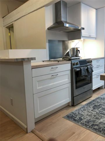 461 White Schoolhouse Road, Rhinebeck, NY 12572