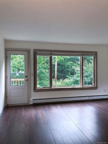 461 White Schoolhouse Road, Rhinebeck, NY 12572