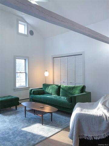 461 White Schoolhouse Road, Rhinebeck, NY 12572