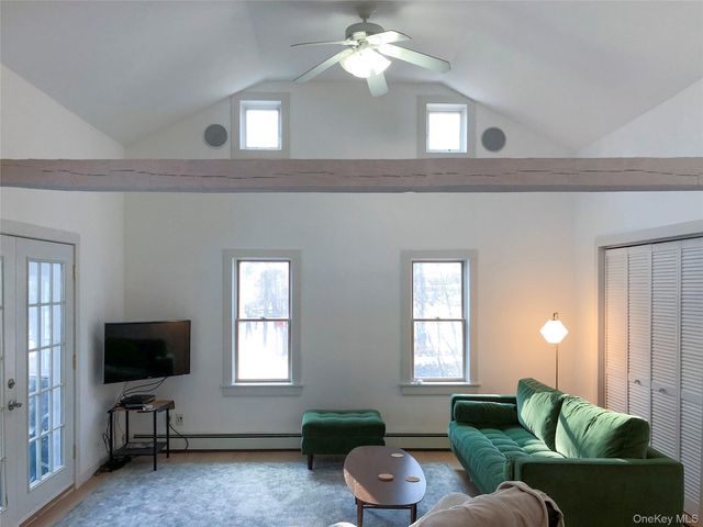 461 White Schoolhouse Road, Rhinebeck, NY 12572