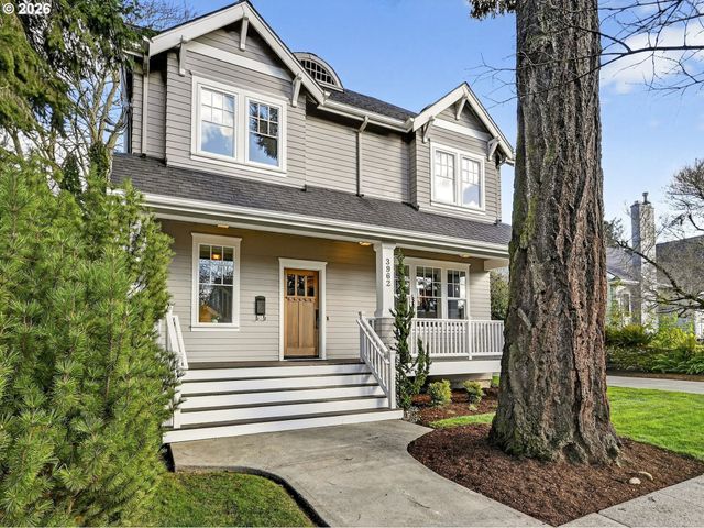 3962 Ne CESAR E CHAVEZ Blvd, Portland, OR 97212