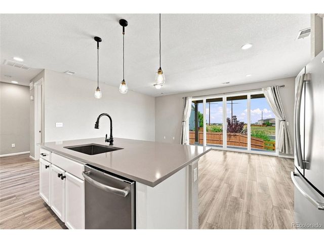 455 Blue Teal Dr, Castle Rock, CO 80104