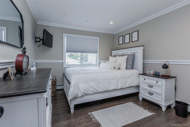 401 Little East Neck Road S, Babylon, NY 11702