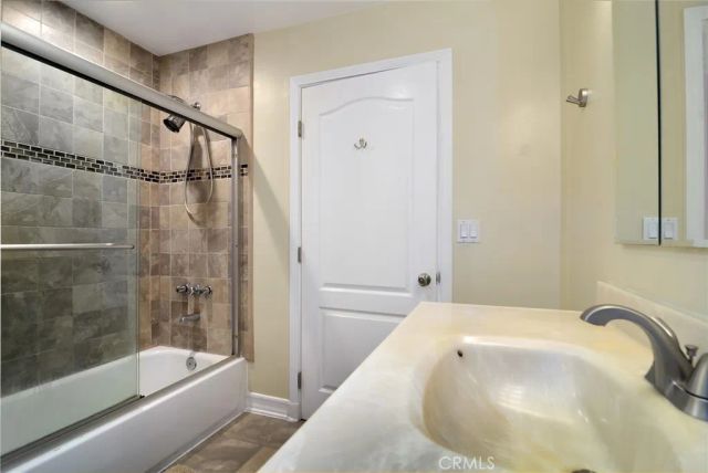 5348 Calatrana Drive, Woodland Hills, CA 91364