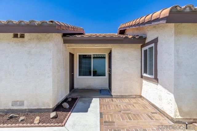 270 SMOKE TREE PLACE, Oceanside, CA 92057