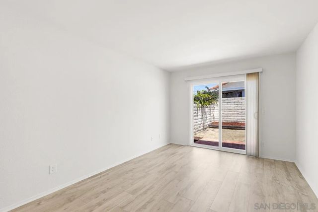 270 SMOKE TREE PLACE, Oceanside, CA 92057