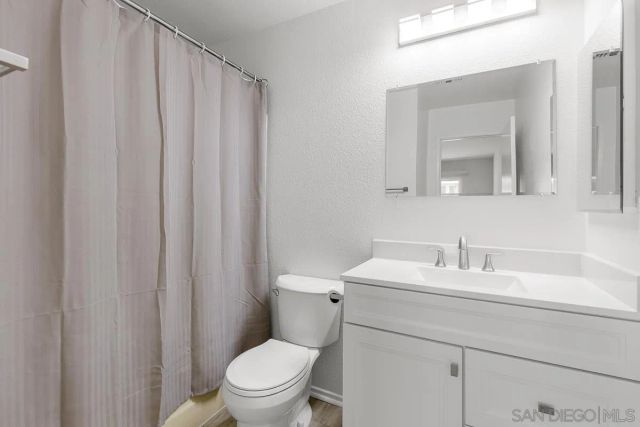270 SMOKE TREE PLACE, Oceanside, CA 92057