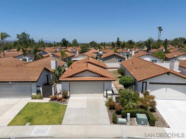 270 SMOKE TREE PLACE, Oceanside, CA 92057
