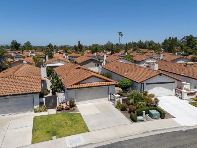 270 SMOKE TREE PLACE, Oceanside, CA 92057