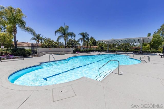 270 SMOKE TREE PLACE, Oceanside, CA 92057