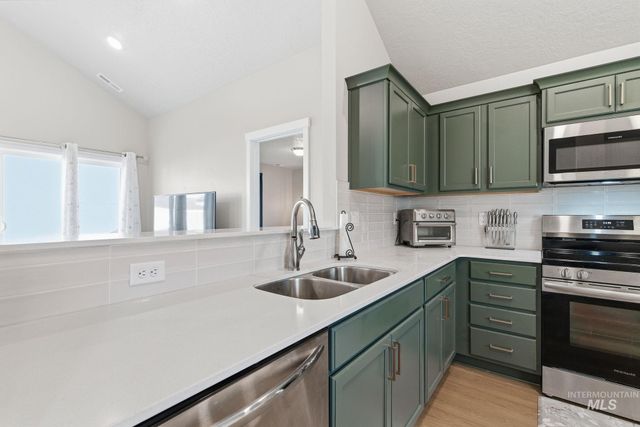 10902 Super Cub Dr., Caldwell, ID 83605