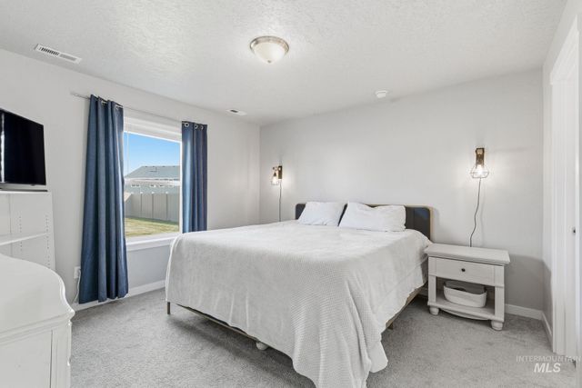 10902 Super Cub Dr., Caldwell, ID 83605