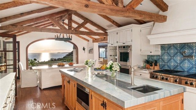 24650 Blue Dane Lane, Malibu, CA 90265