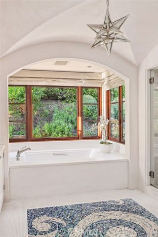 24650 Blue Dane Lane, Malibu, CA 90265